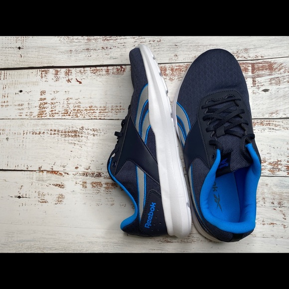 Reebok runners - Picture 2 of 5
